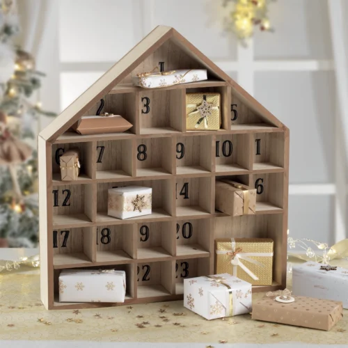 Casa avvento calendario dell'avvento in legno